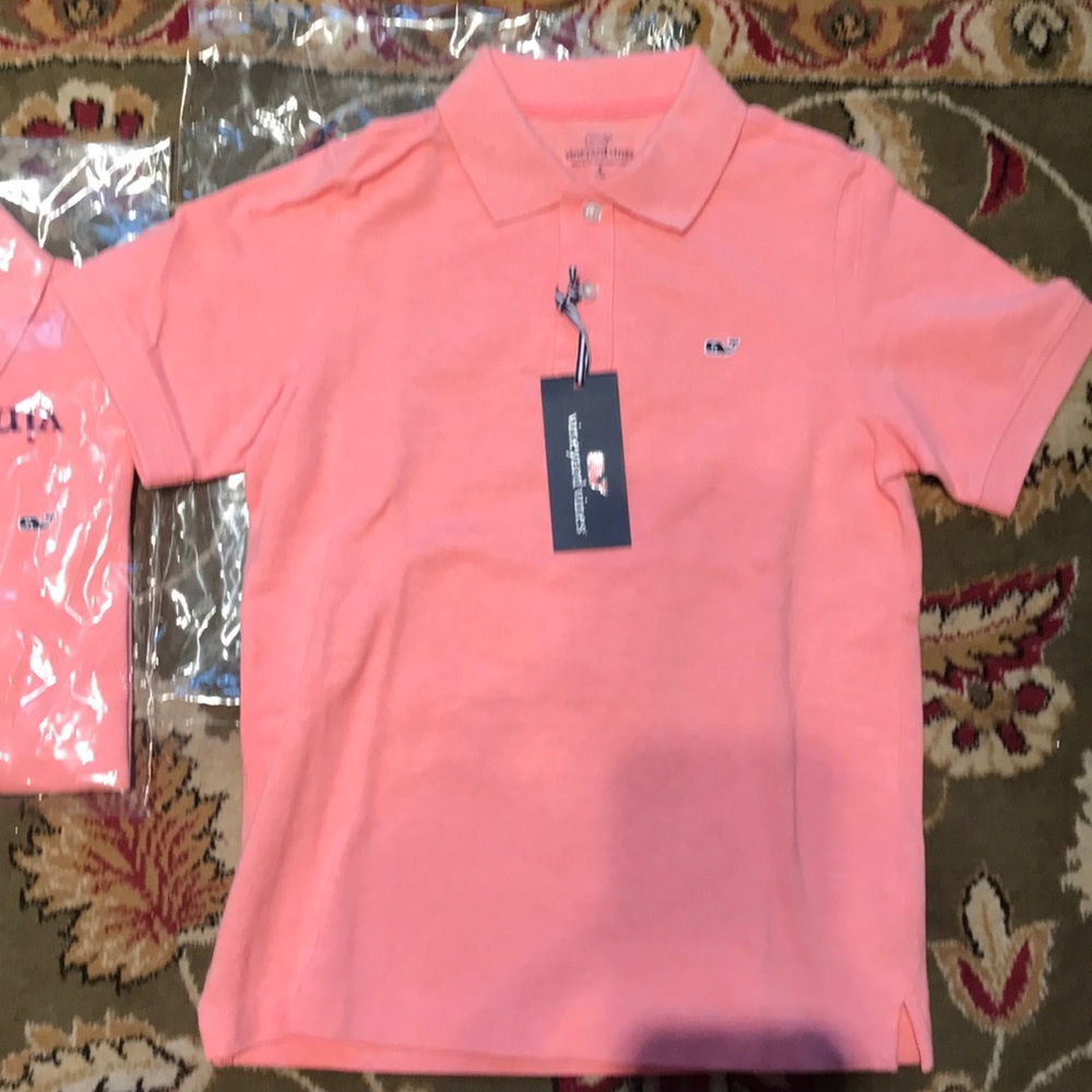 Brand new Vineyard Vines polo.